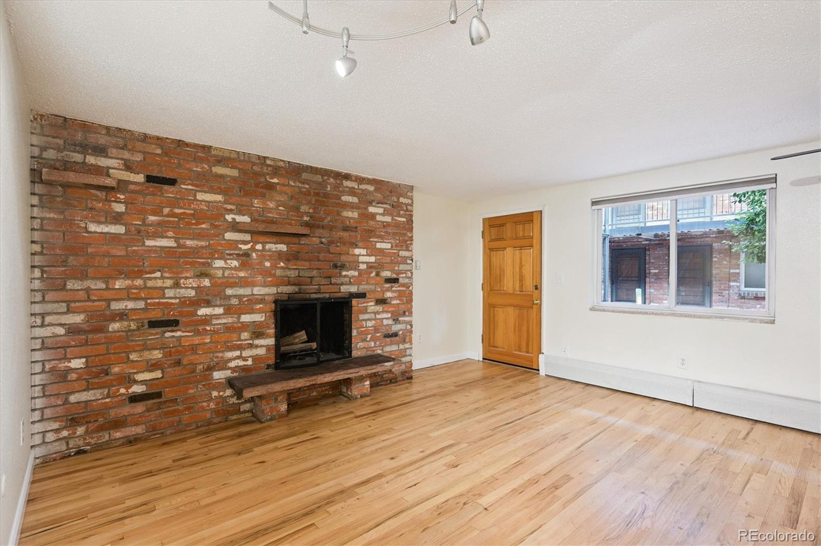 155 S Pennsylvania Street Unit: 107