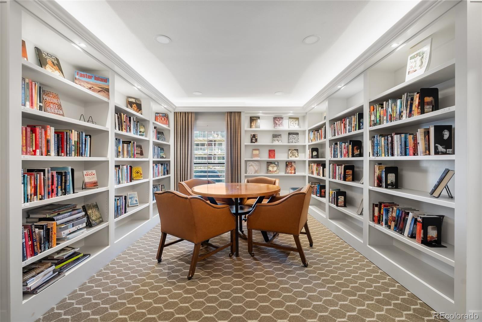 130 N Pearl Street Unit: 1206