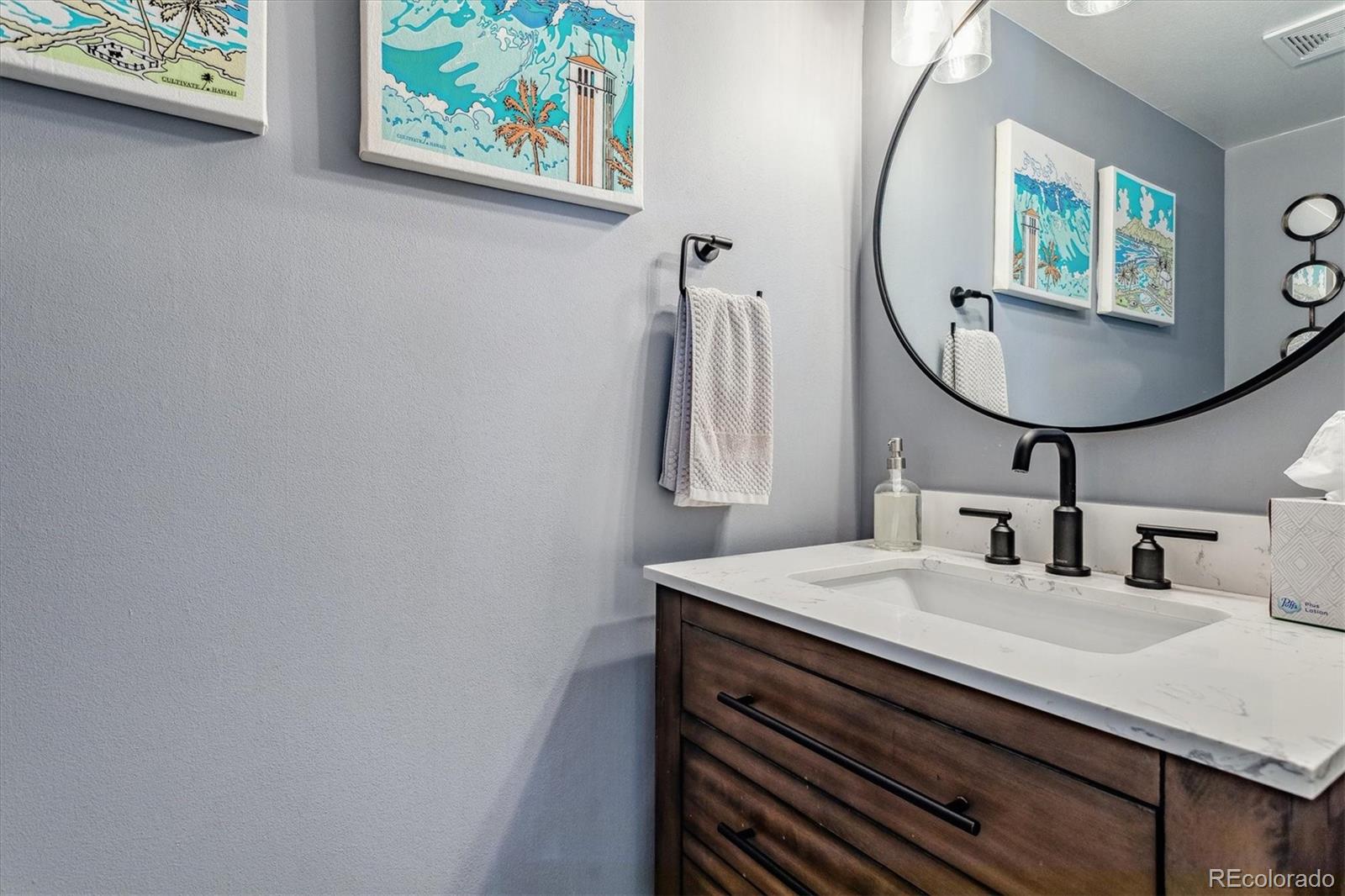 1470 S Quebec Way Unit: 8