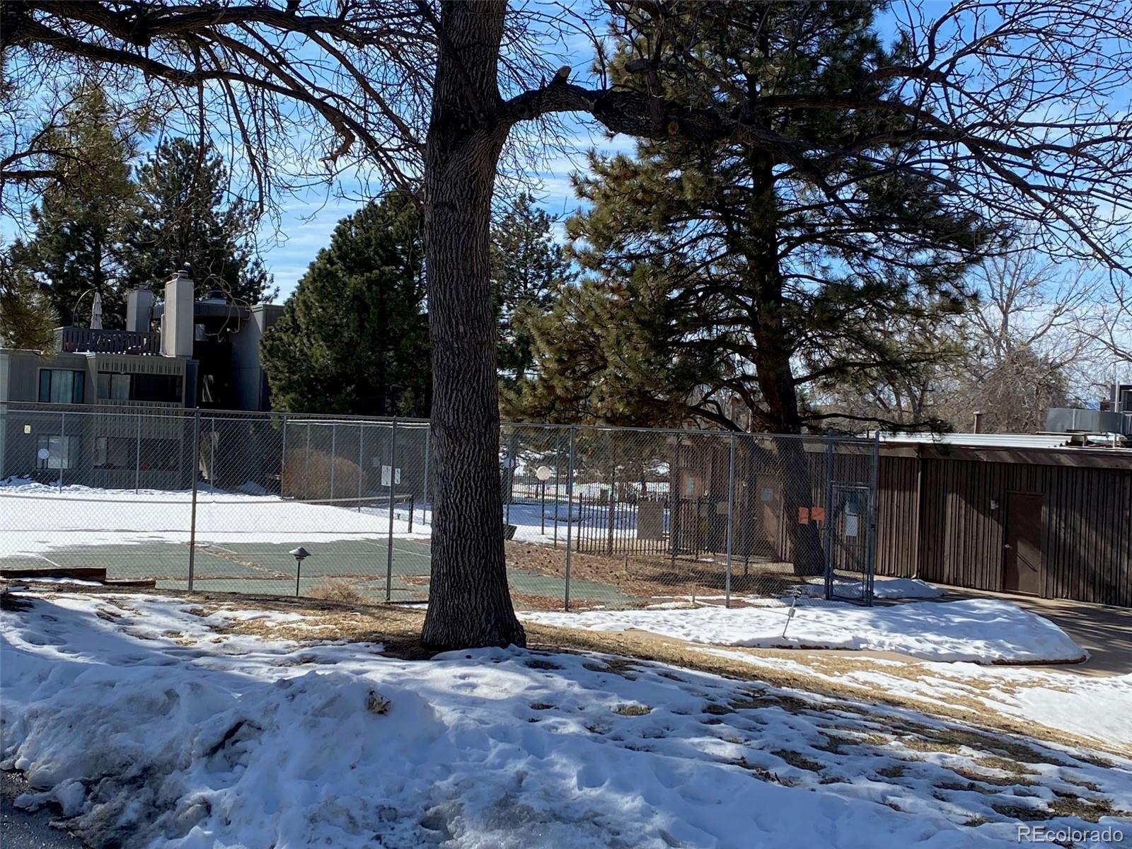 2525 S Dayton Way Unit: 2303