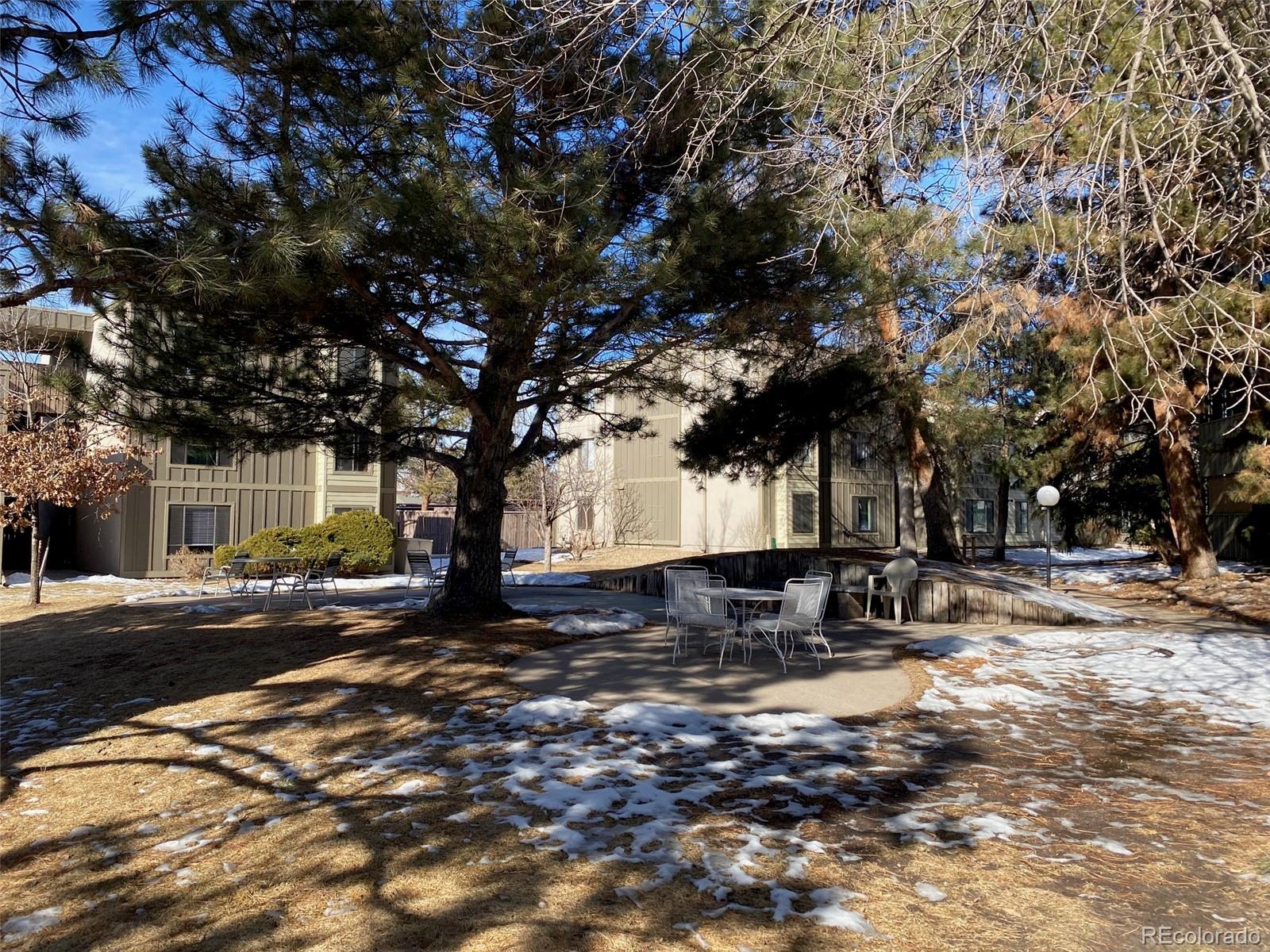 2525 S Dayton Way Unit: 2303