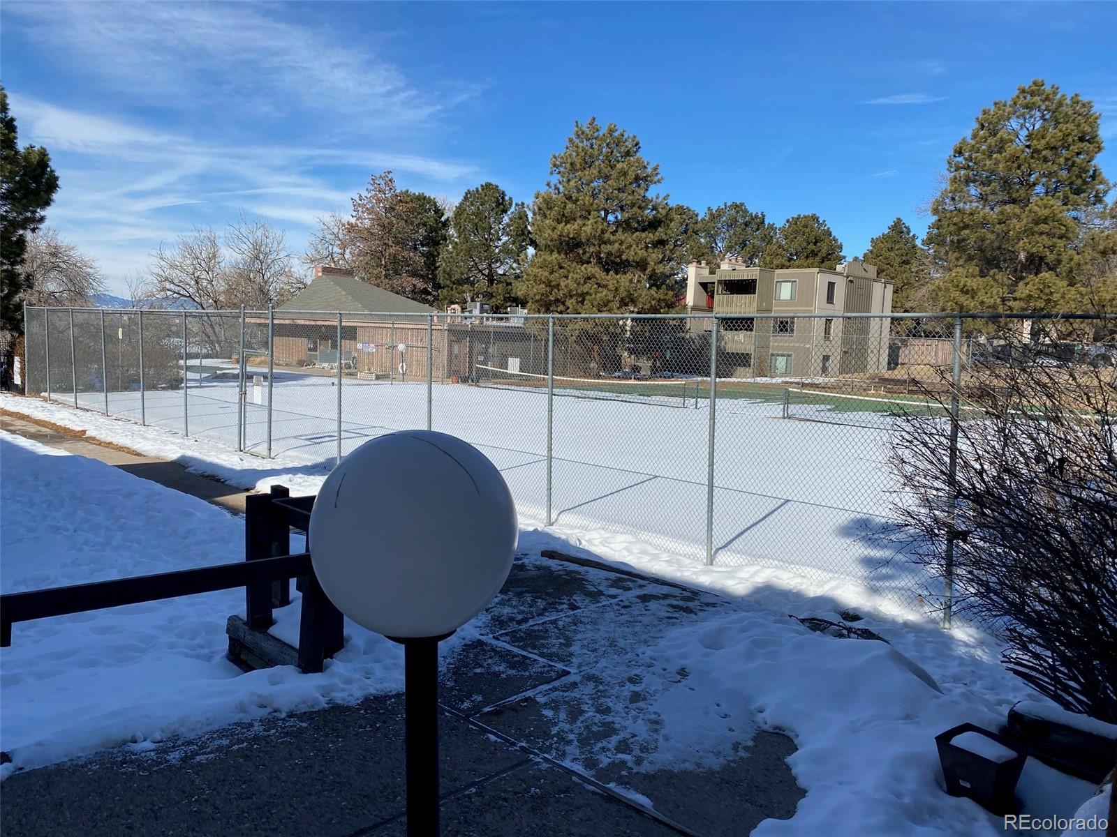 2525 S Dayton Way Unit: 2303