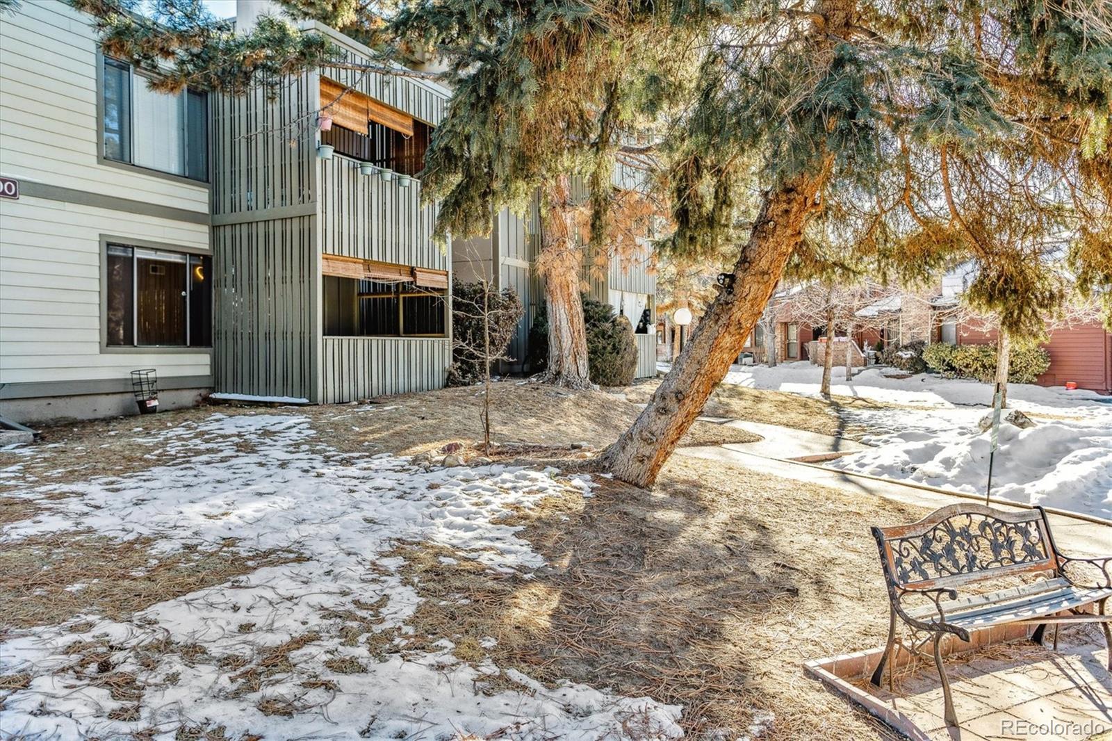 2525 S Dayton Way Unit: 2303