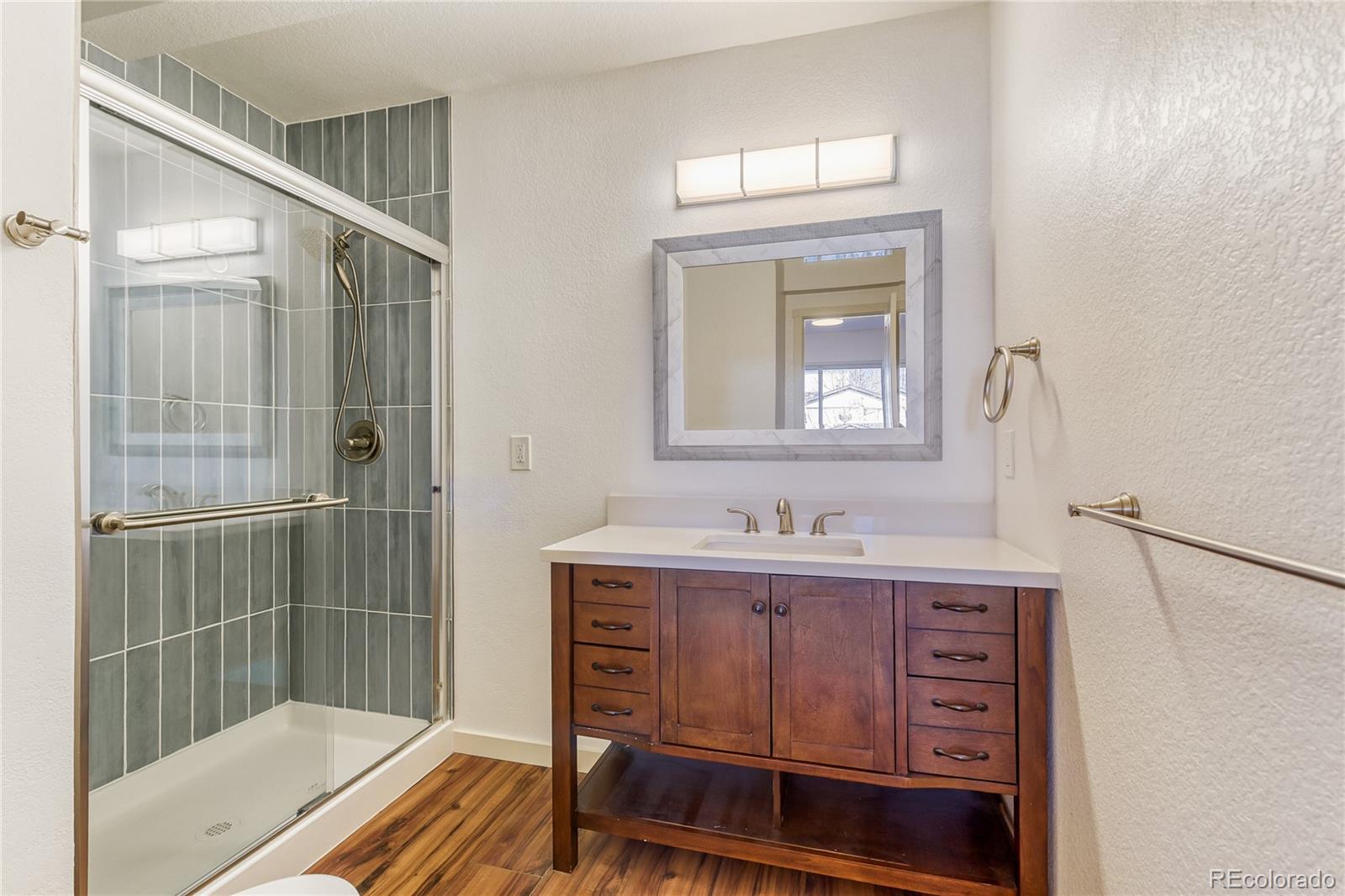 3261 W Dakota Avenue