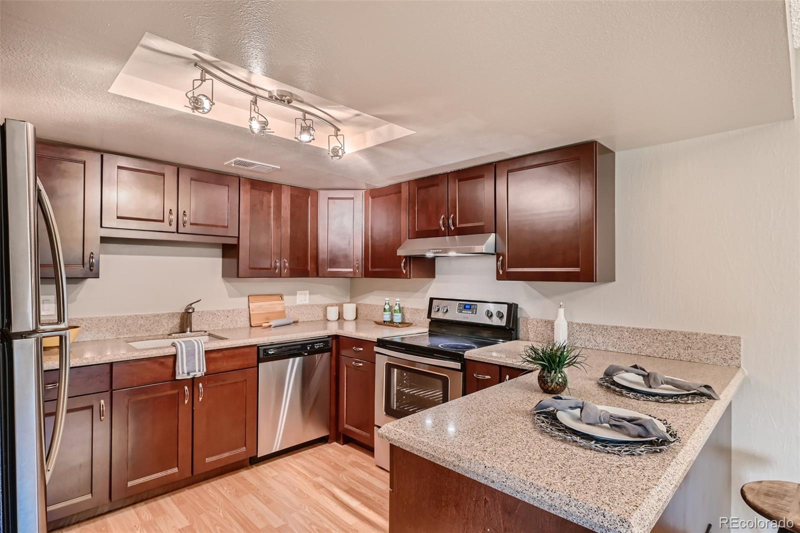 6820 E Mississippi Avenue Unit: B