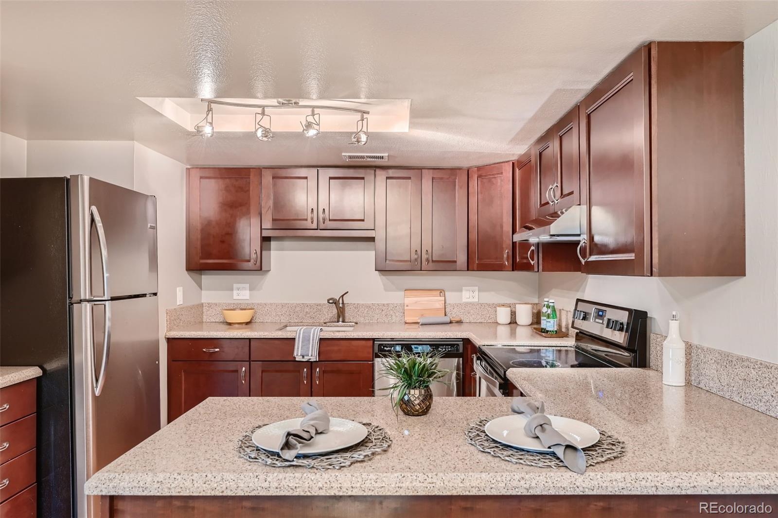 6820 E Mississippi Avenue Unit: B