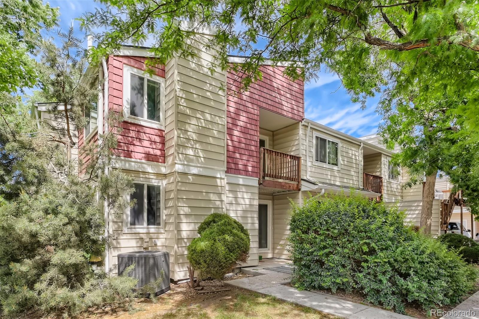 6820 E Mississippi Avenue Unit: B