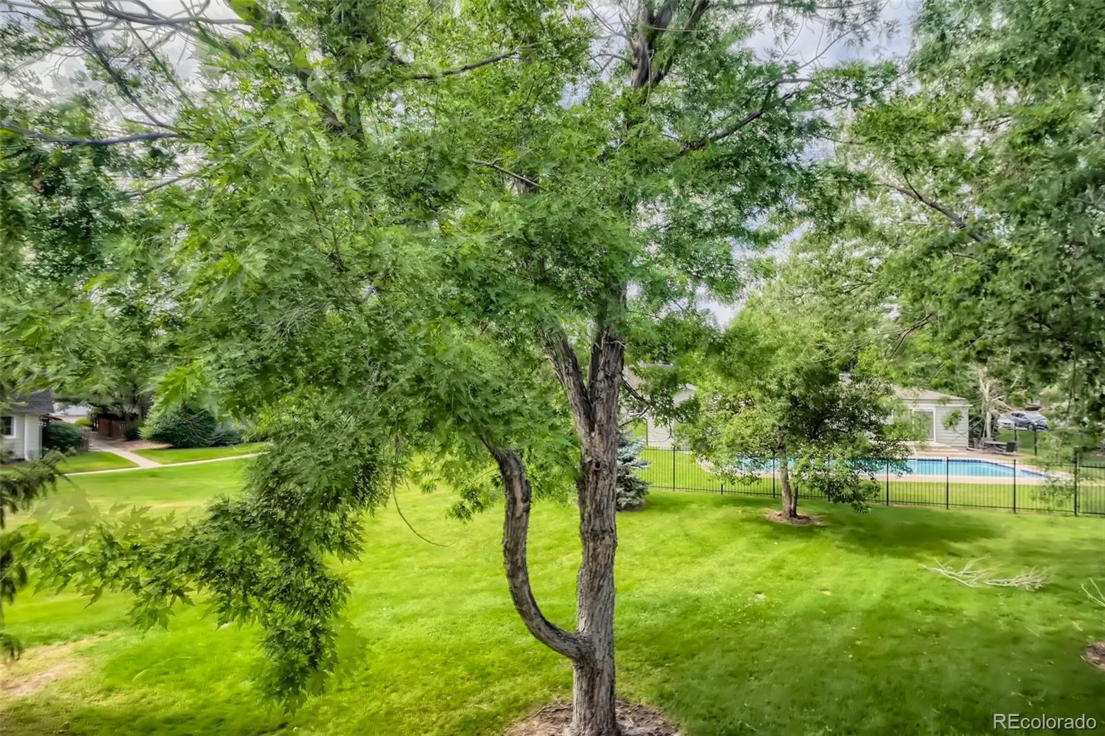 6820 E Mississippi Avenue Unit: B