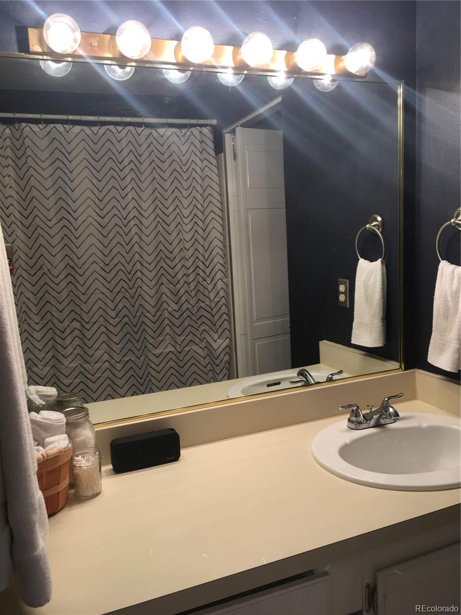 1115 N Sherman Street Unit: 11