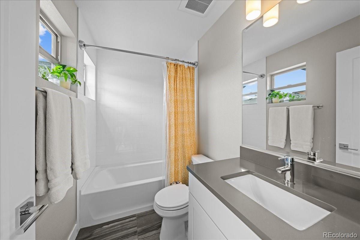 5366 Allison Street Unit: C