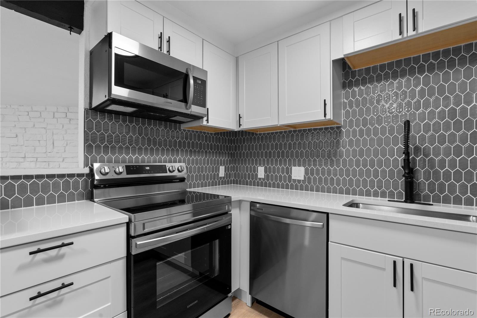 203 Wright Street Unit: 208