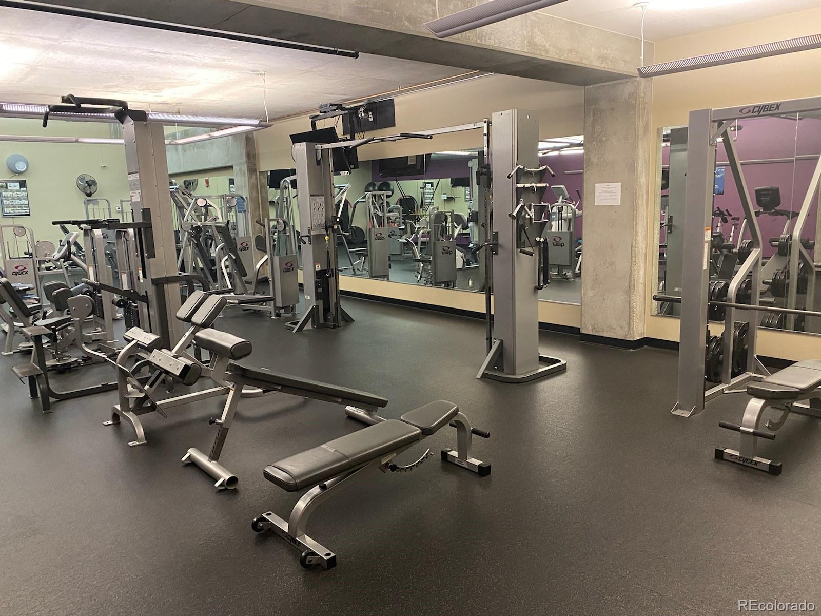 1401 Wewatta Street Unit: 1006