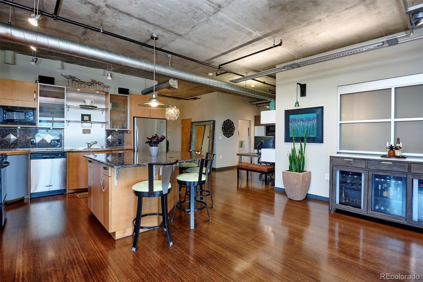 1401 Wewatta Street Unit: 1006