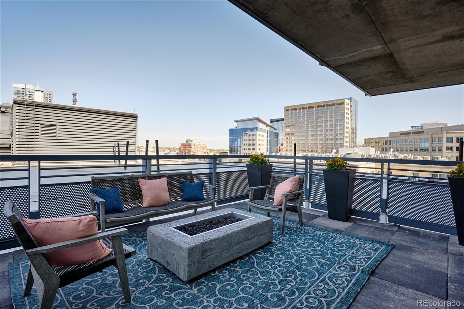 1401 Wewatta Street Unit: 1006