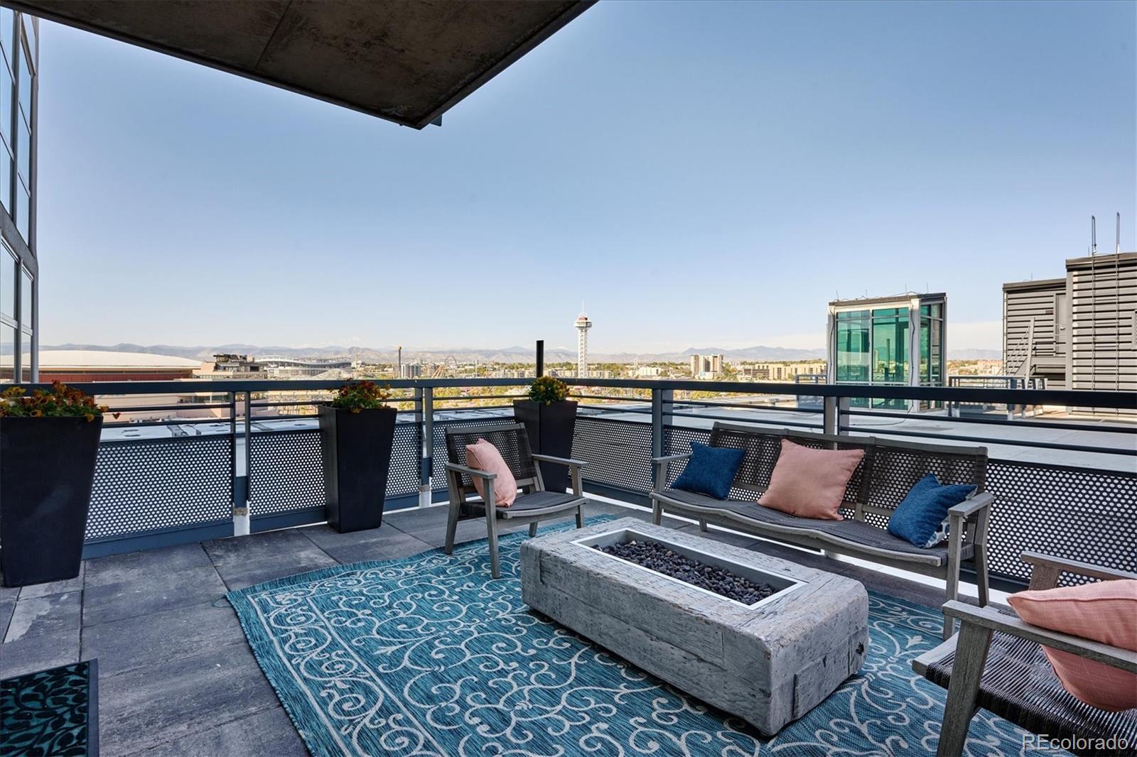 1401 Wewatta Street Unit: 1006