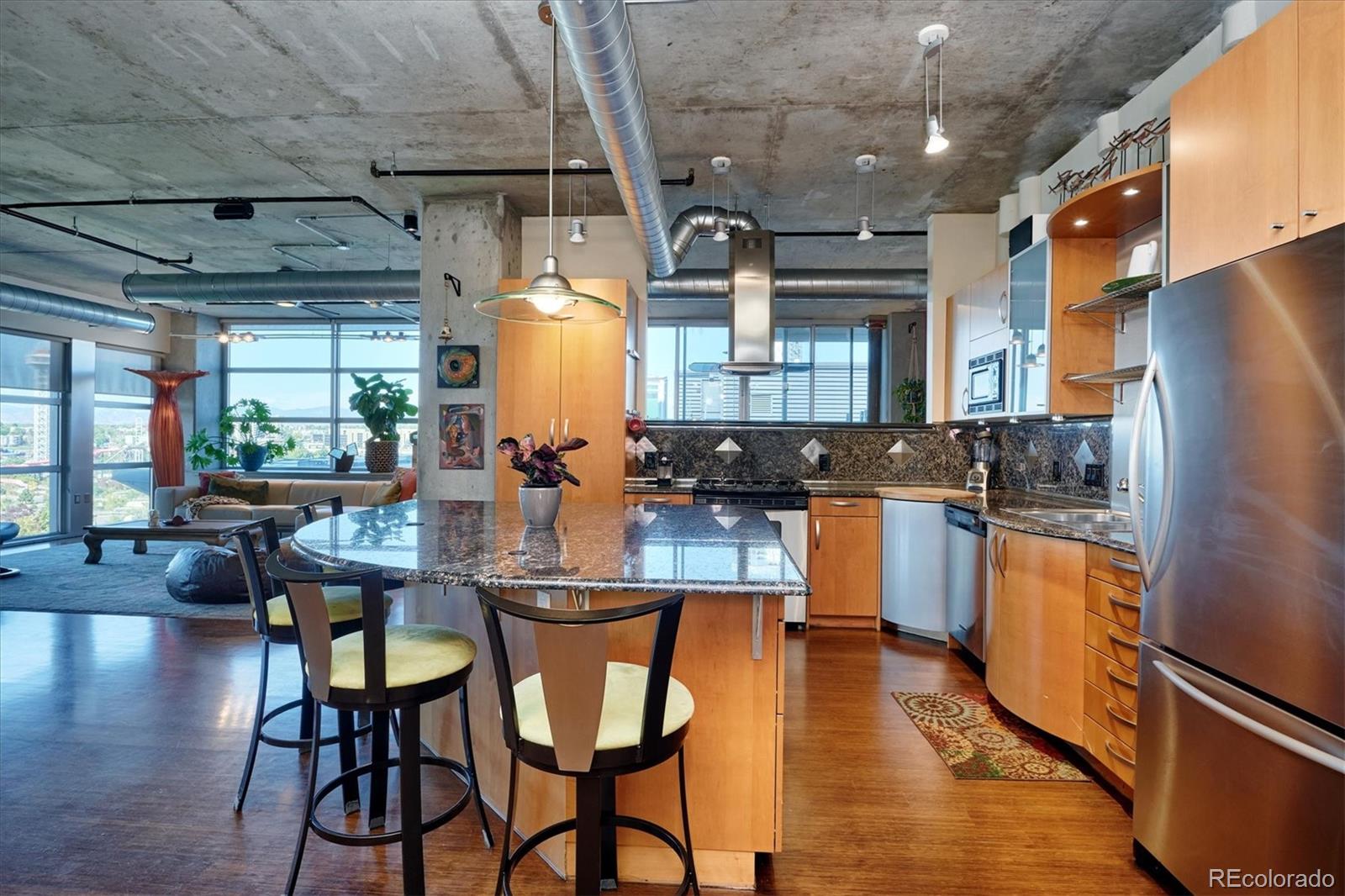 1401 Wewatta Street Unit: 1006