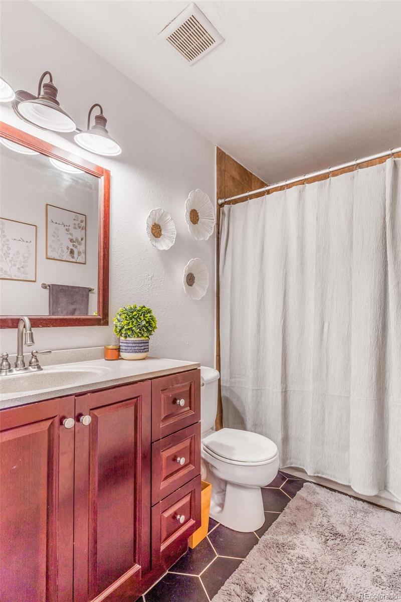 2279 Coronado Parkway Unit: B