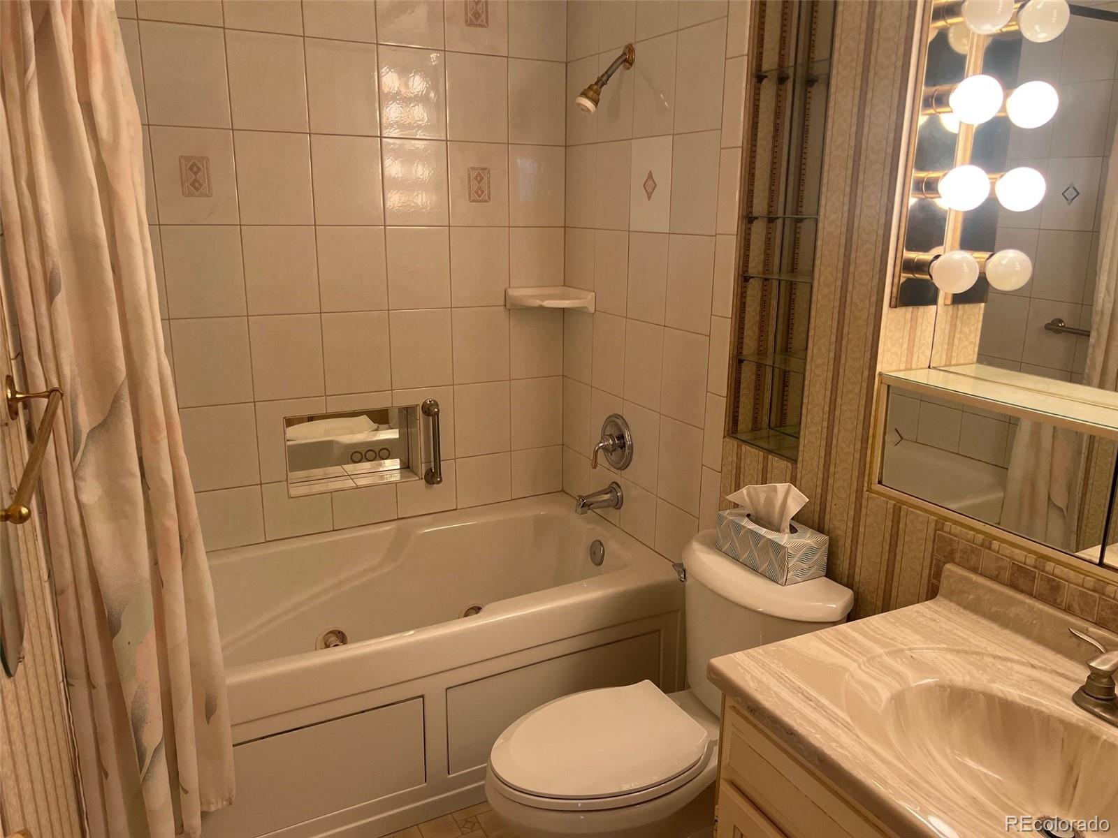 1278 S Memphis Street