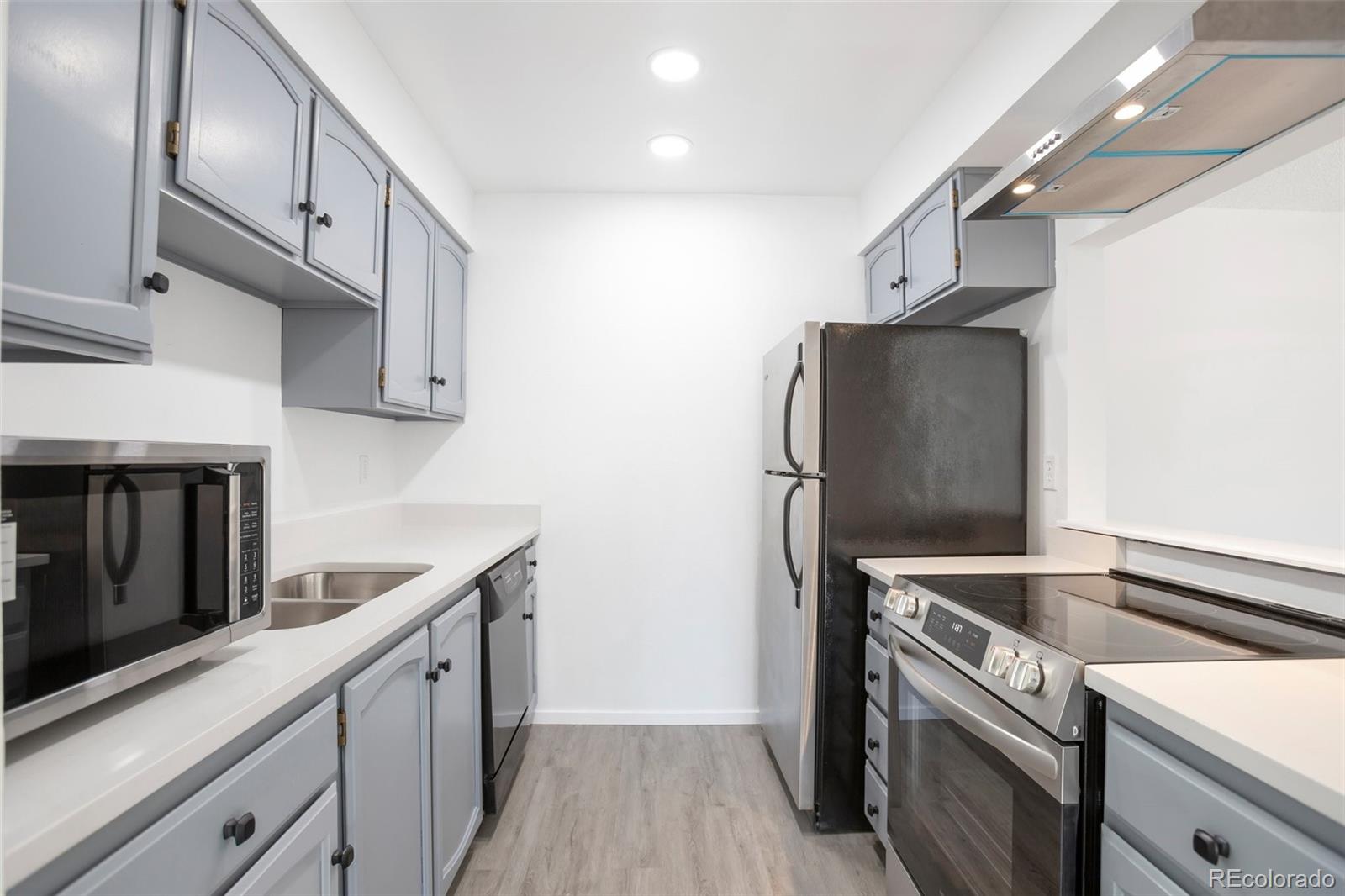 14467 E 1st Drive Unit: B09