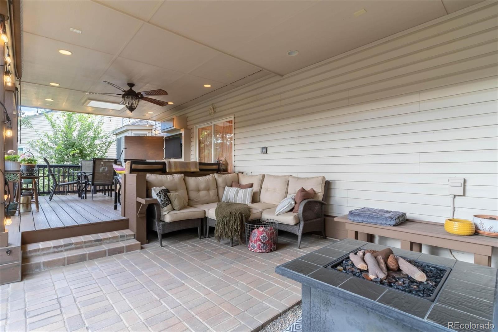 3315 S Nelson Street