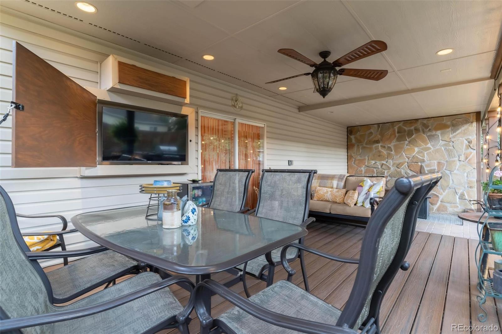 3315 S Nelson Street