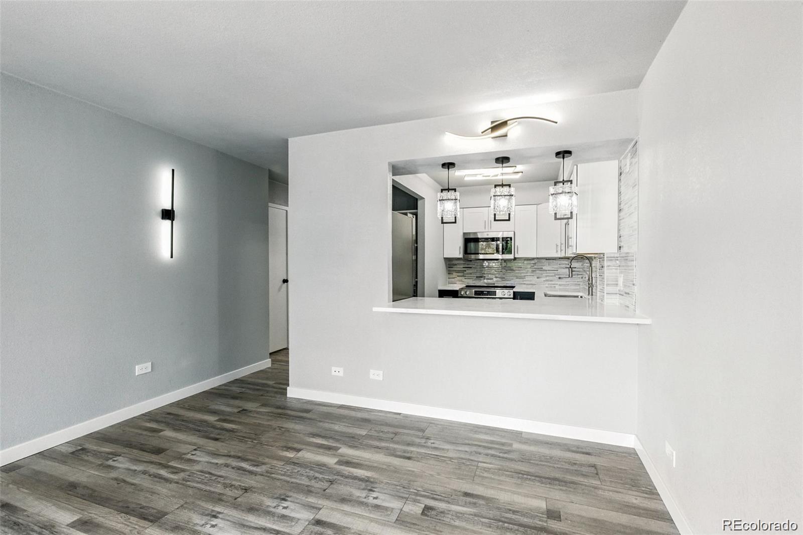 1850 Folsom Street Unit: 212