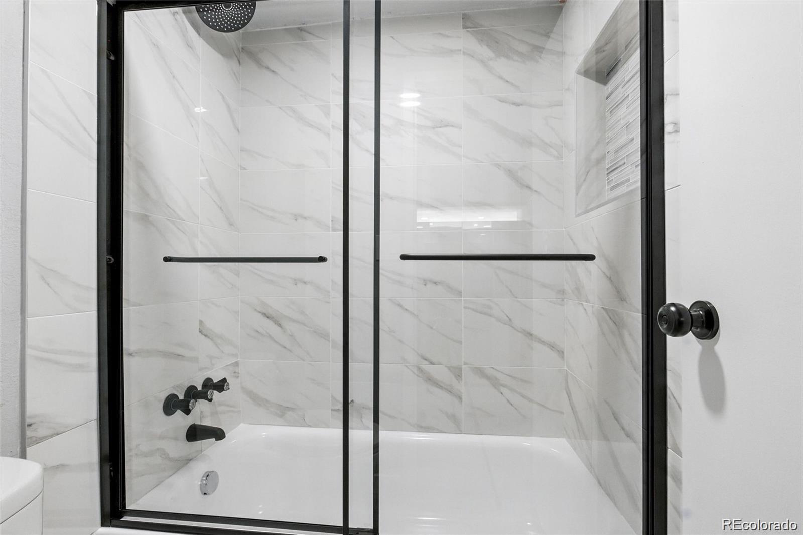 1850 Folsom Street Unit: 212