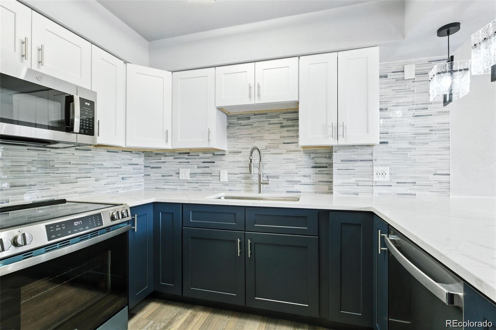 1850 Folsom Street Unit: 212