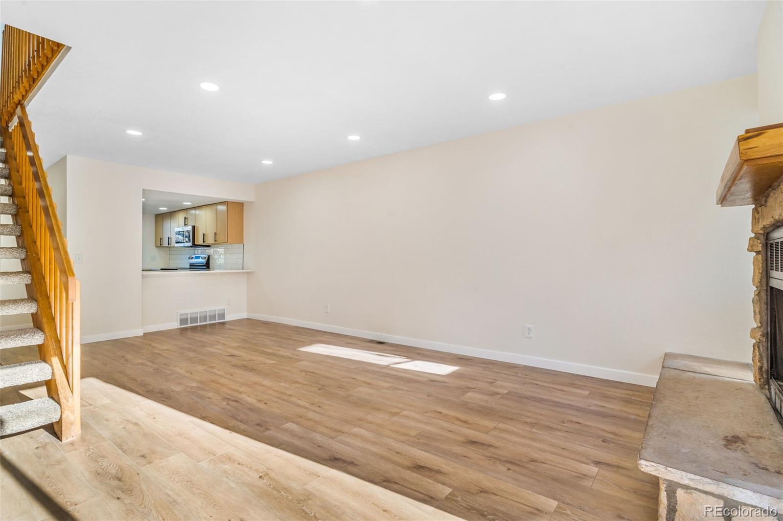 453 S Kittredge Street Unit: D