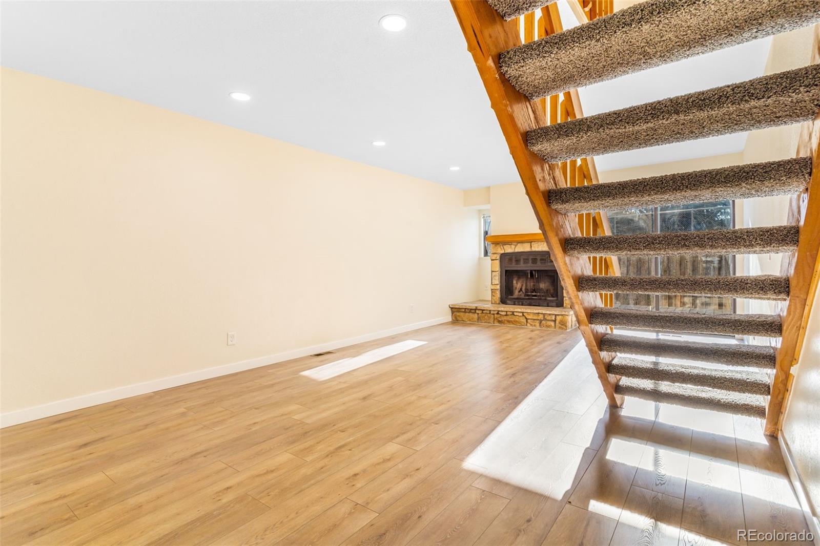 453 S Kittredge Street Unit: D