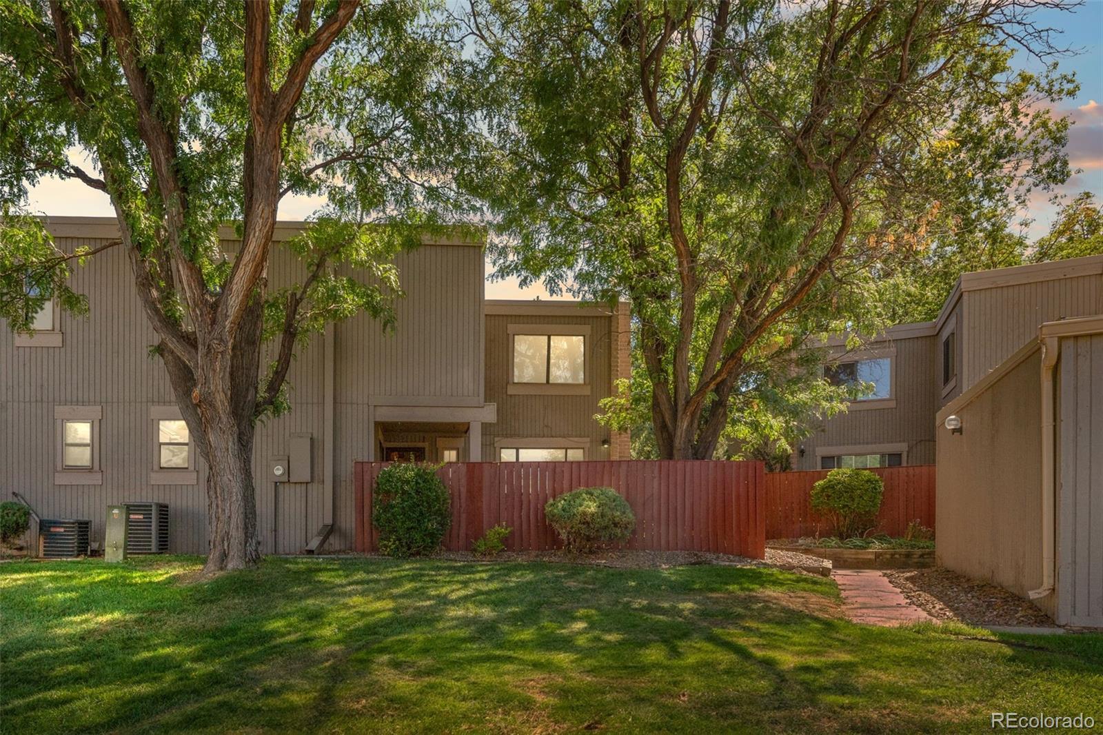 1233 S Yosemite Way Unit: 73