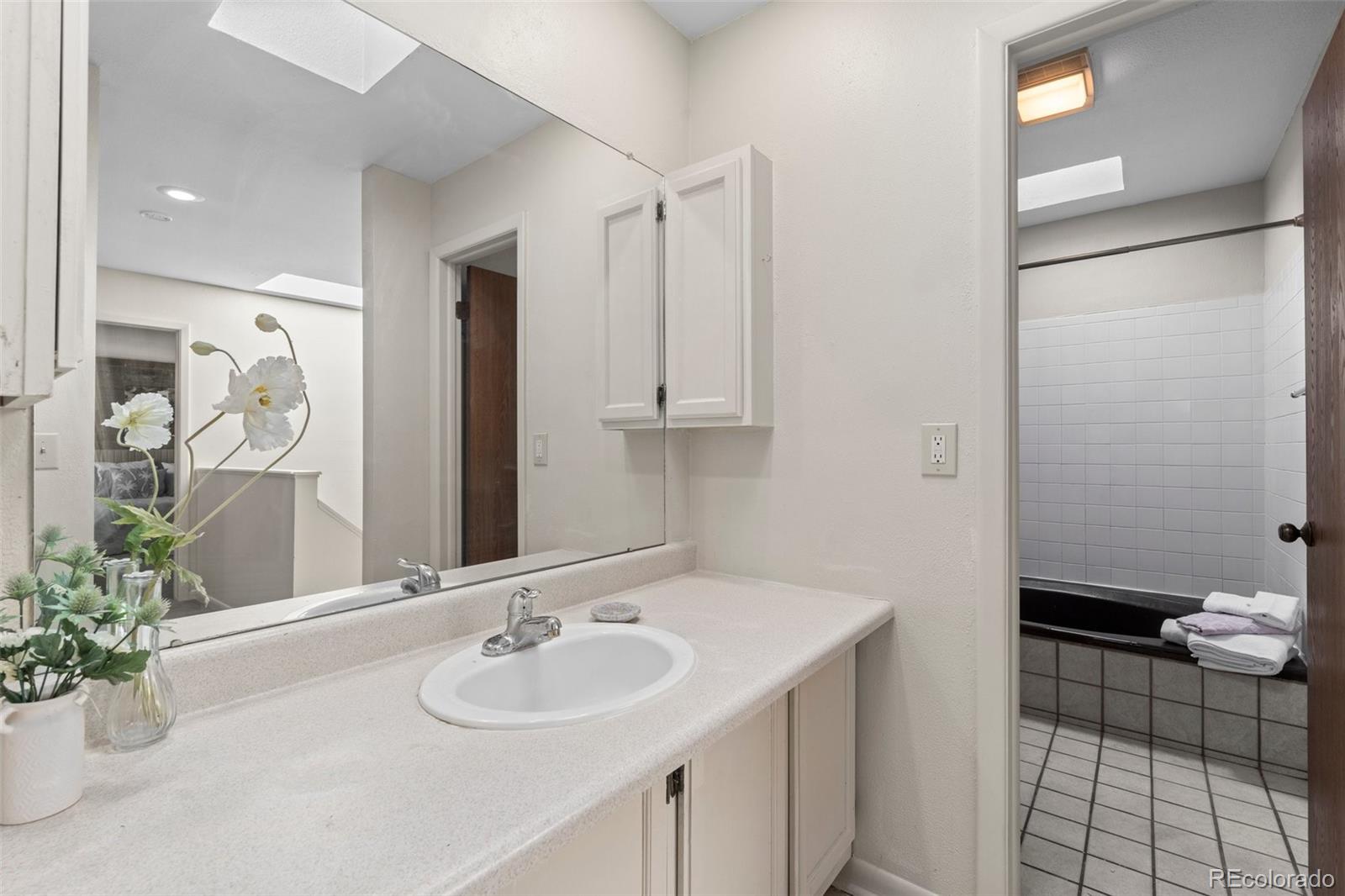 1233 S Yosemite Way Unit: 73