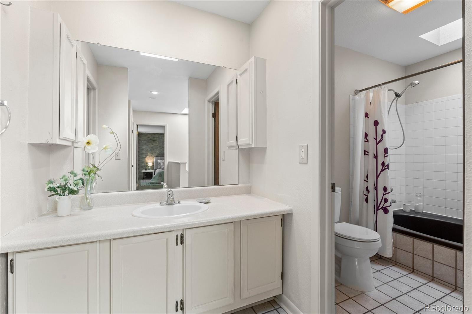 1233 S Yosemite Way Unit: 73