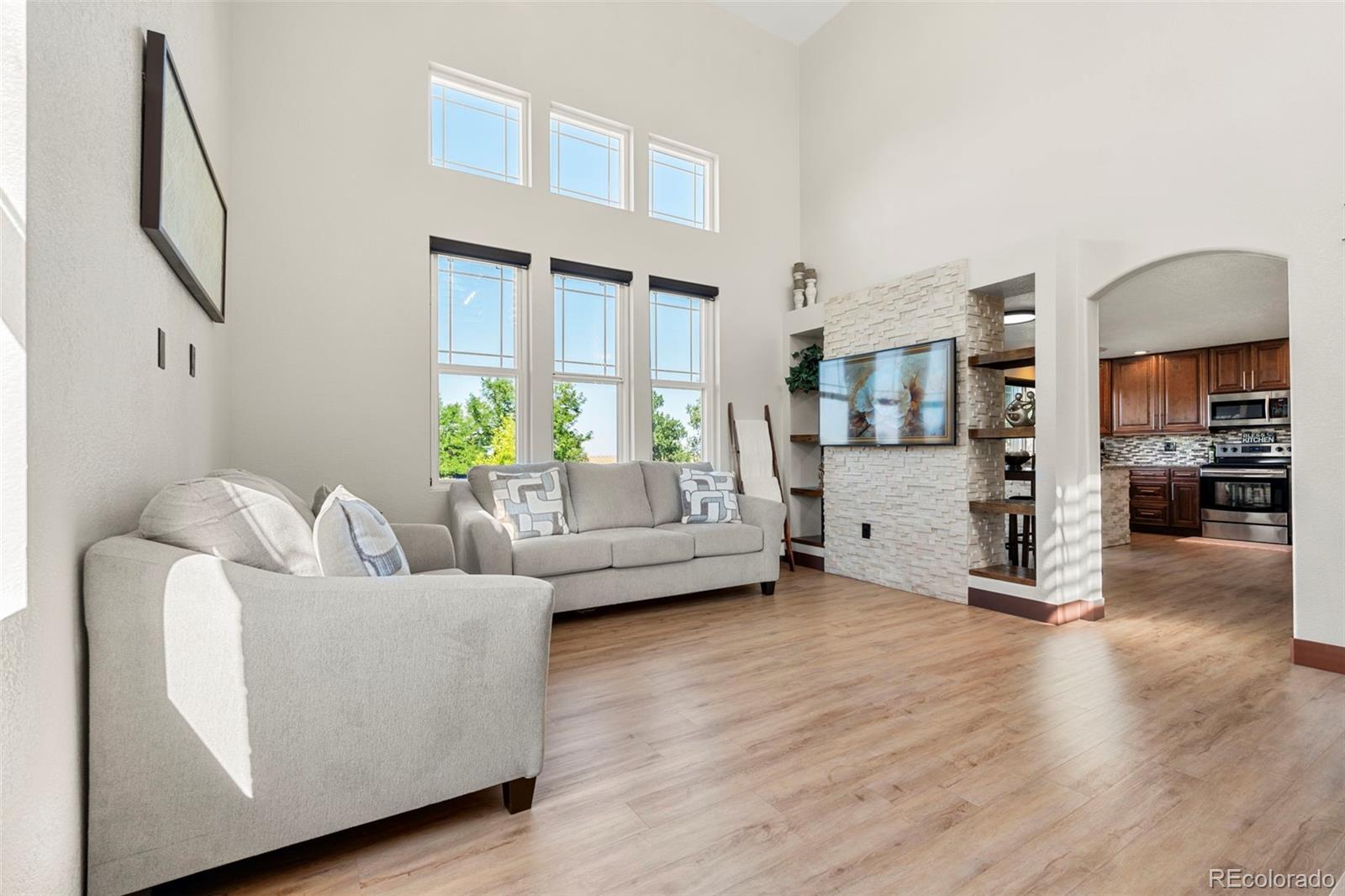 2514 S Killarney Court