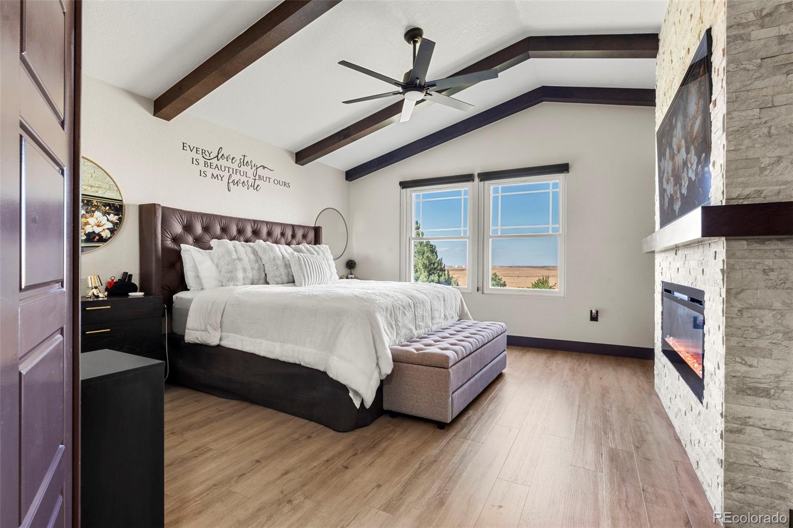 2514 S Killarney Court