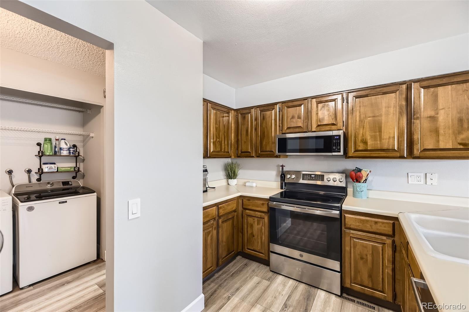 10685 W Apishapa Pass