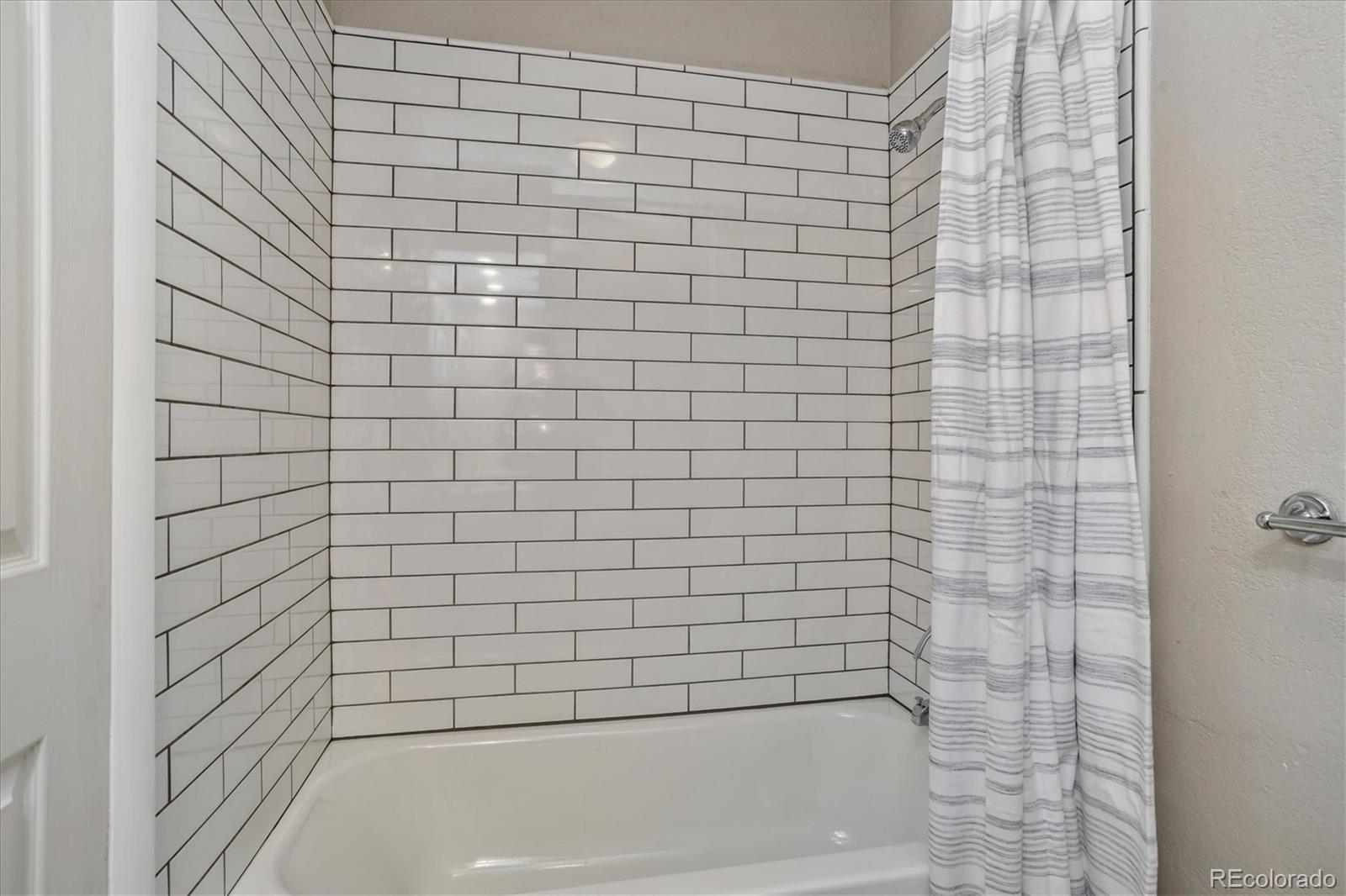 2863 S Reading Court