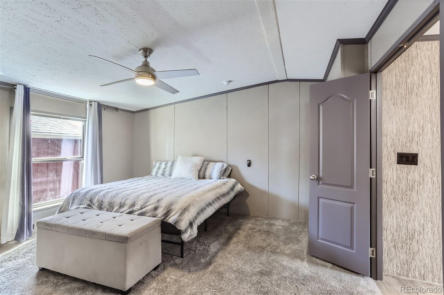 1500 W Thornton Parkway