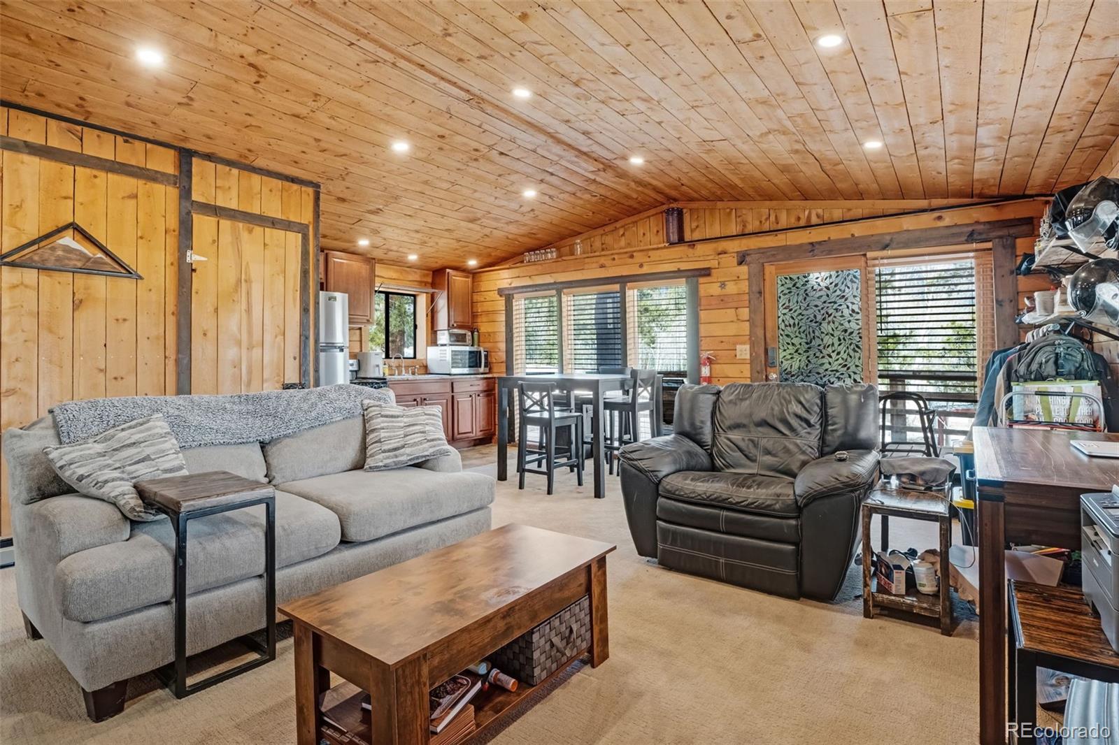 305 Bristlecone Circle