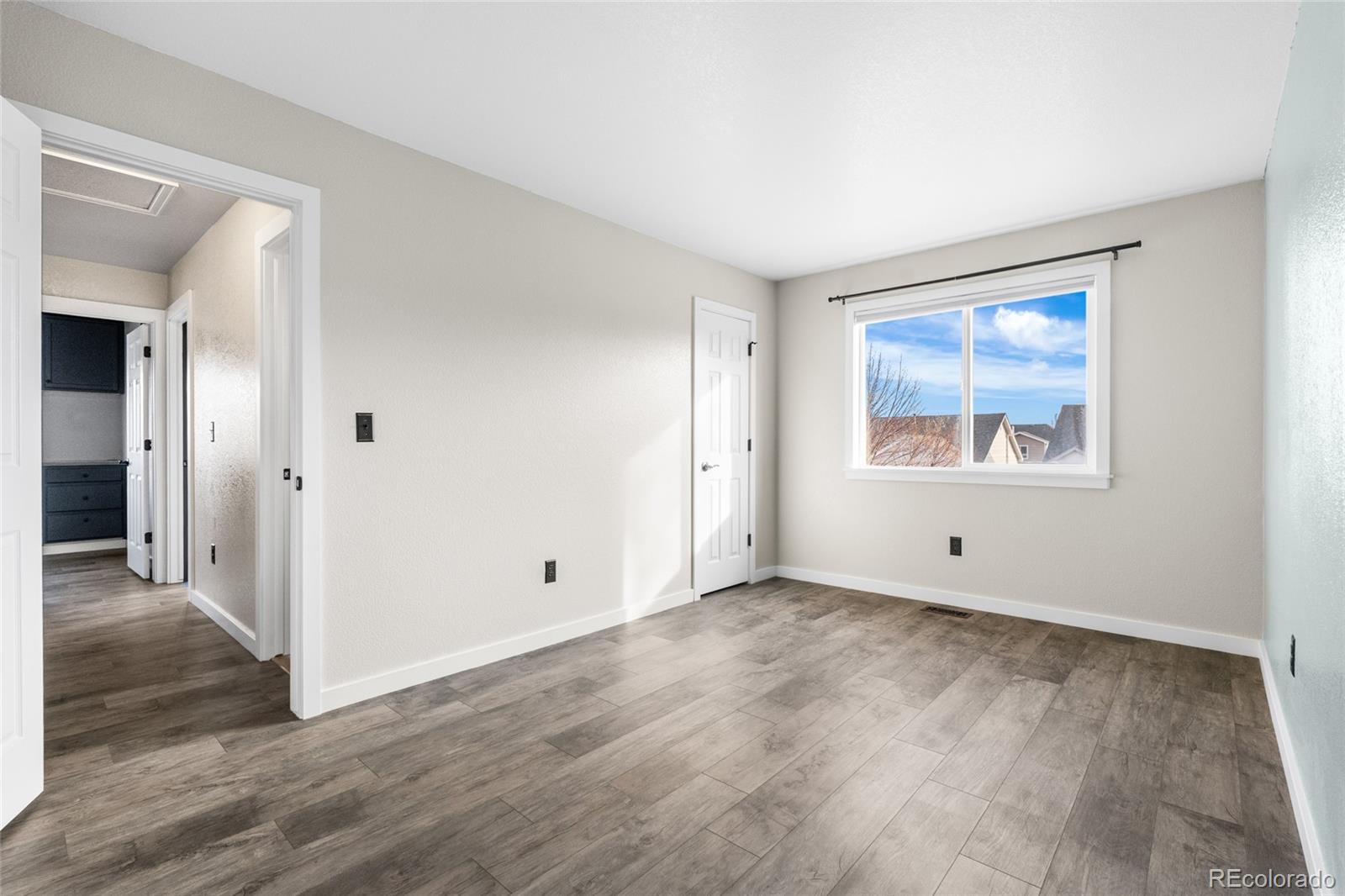 5083 Goshawk Court