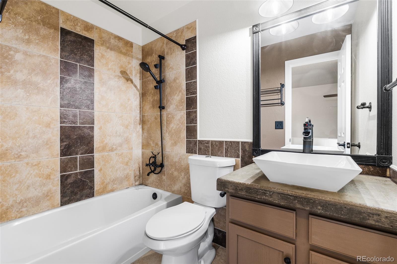 5083 Goshawk Court