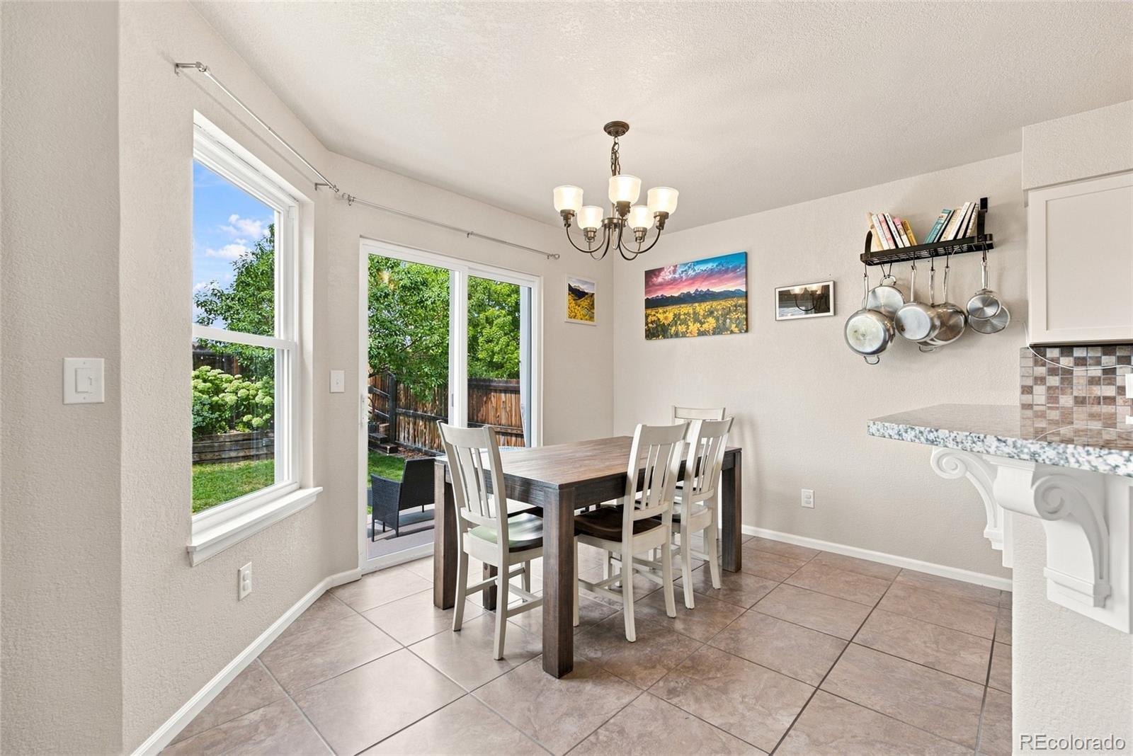 8859 Cloverleaf Circle
