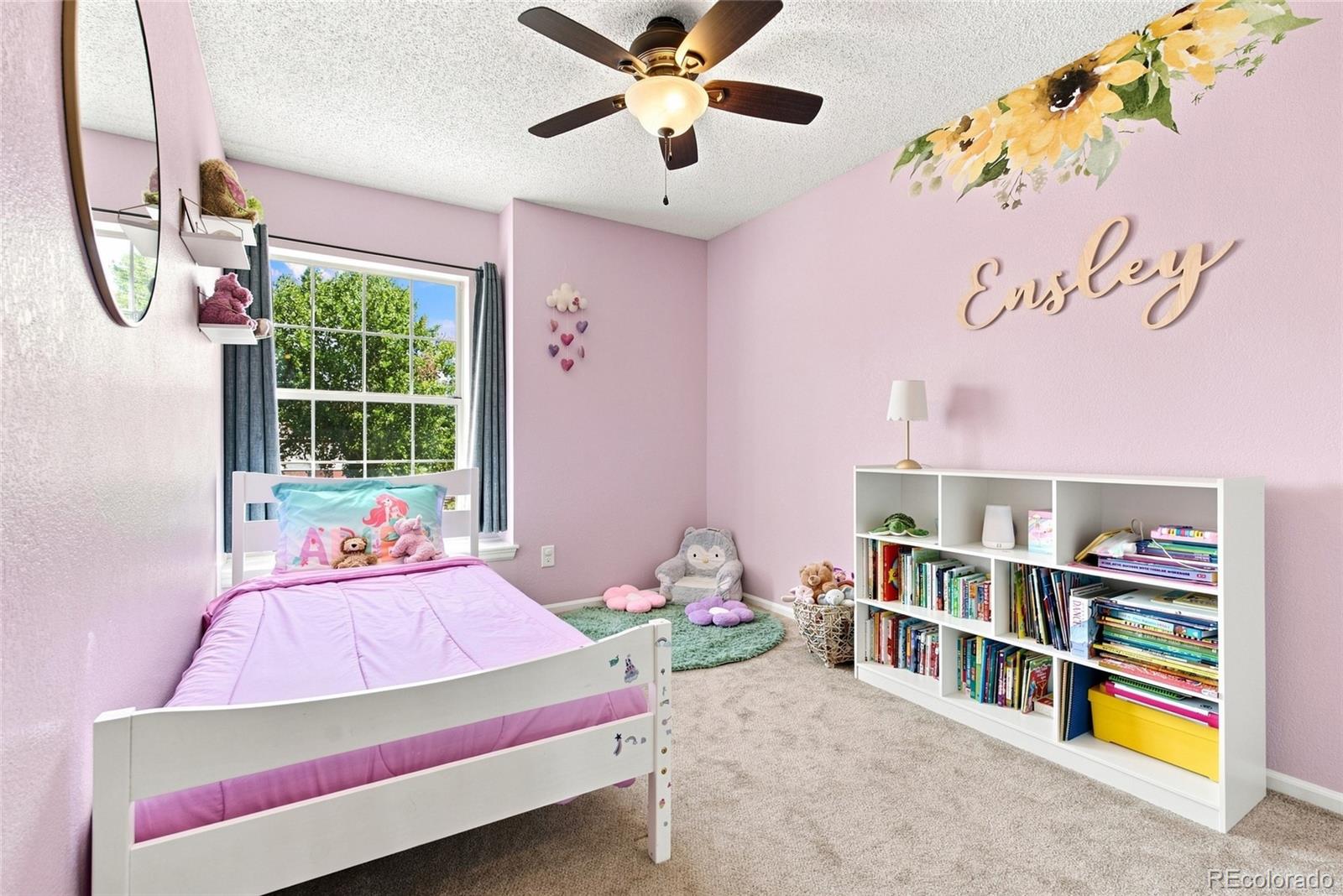 8859 Cloverleaf Circle