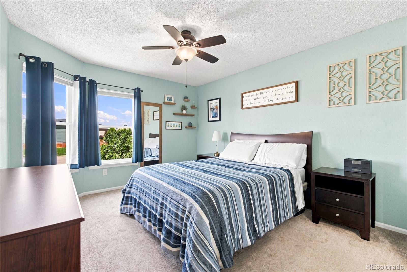 8859 Cloverleaf Circle