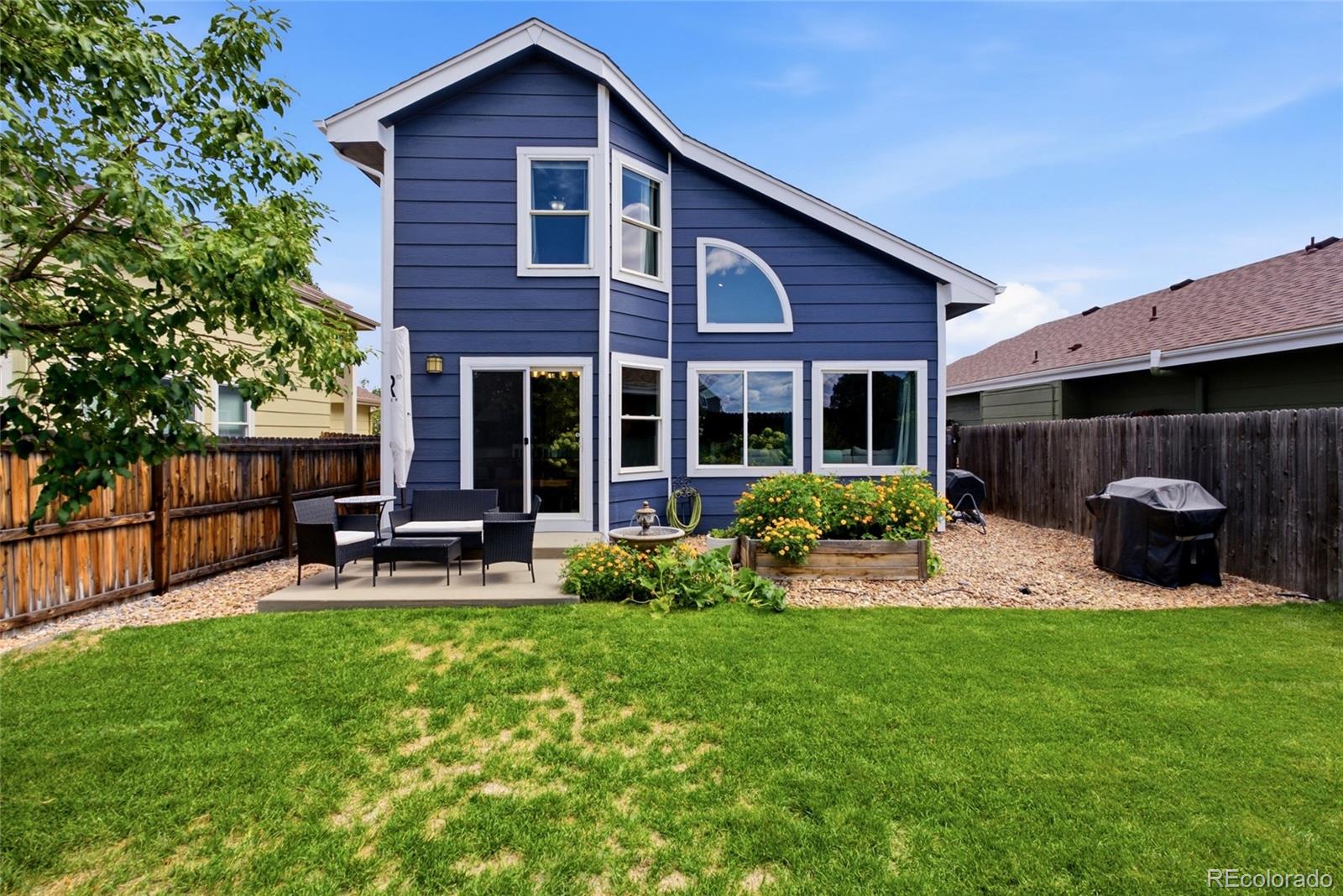 8859 Cloverleaf Circle
