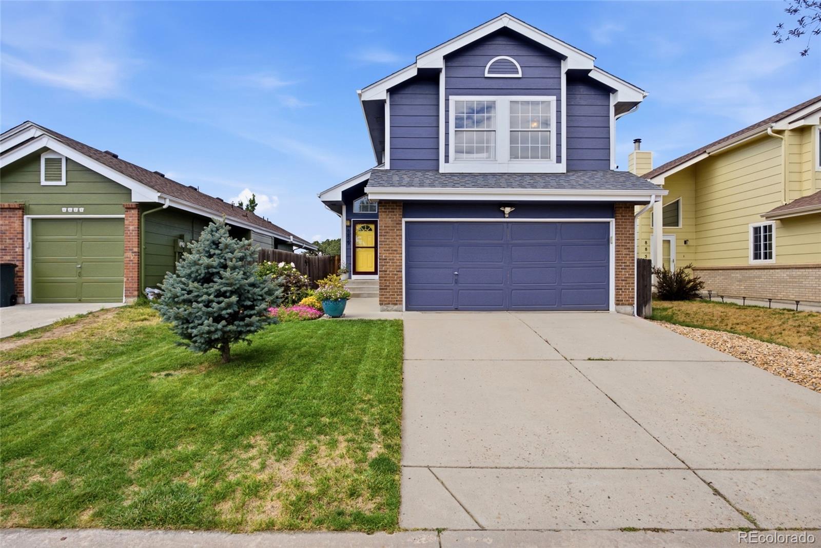 8859 Cloverleaf Circle