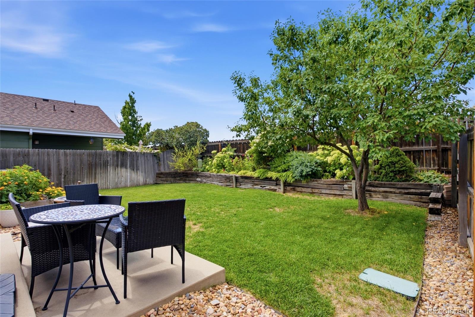 8859 Cloverleaf Circle