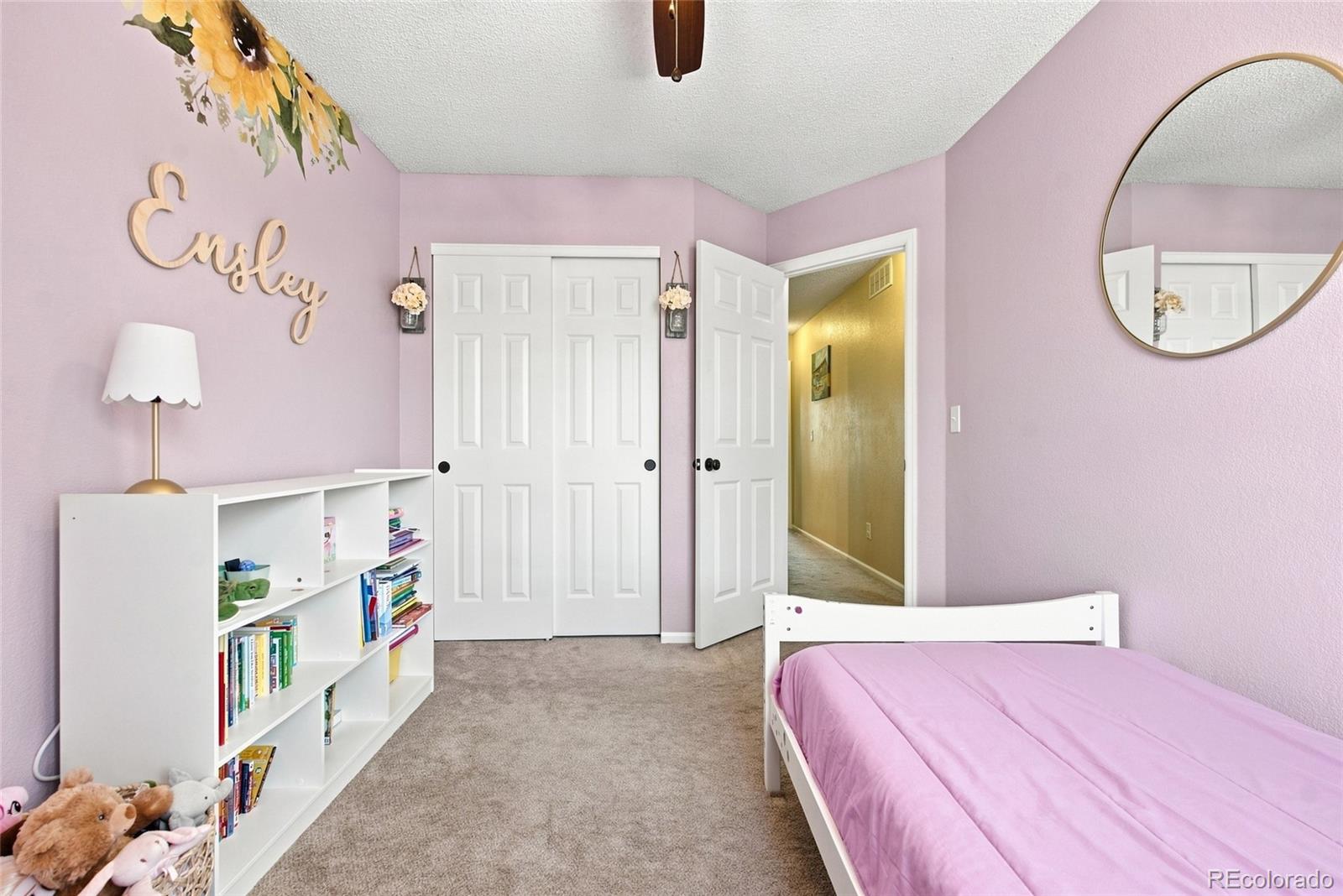 8859 Cloverleaf Circle