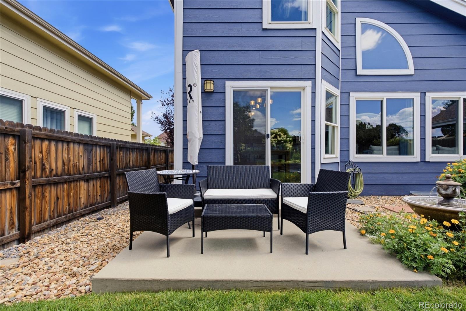 8859 Cloverleaf Circle