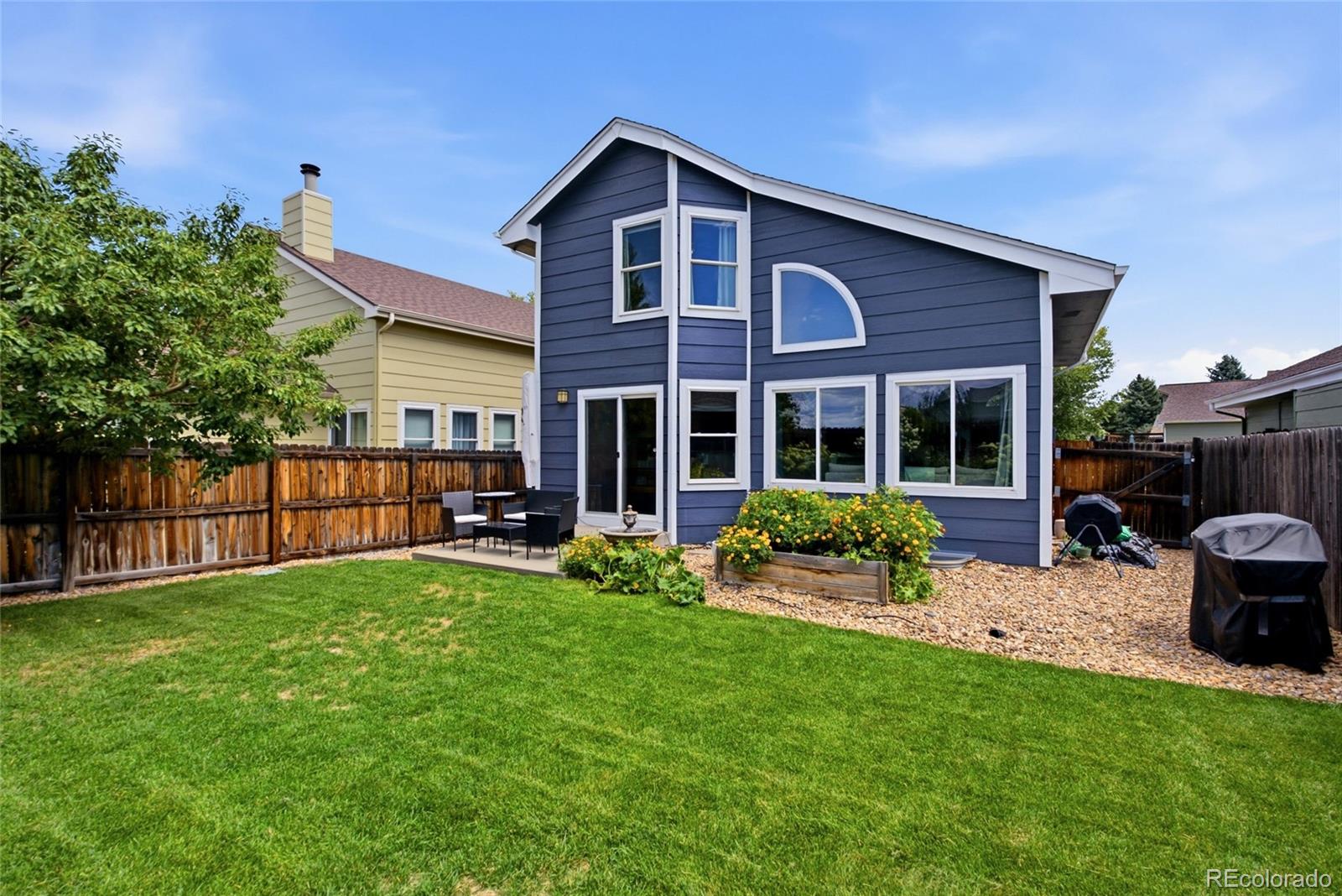 8859 Cloverleaf Circle